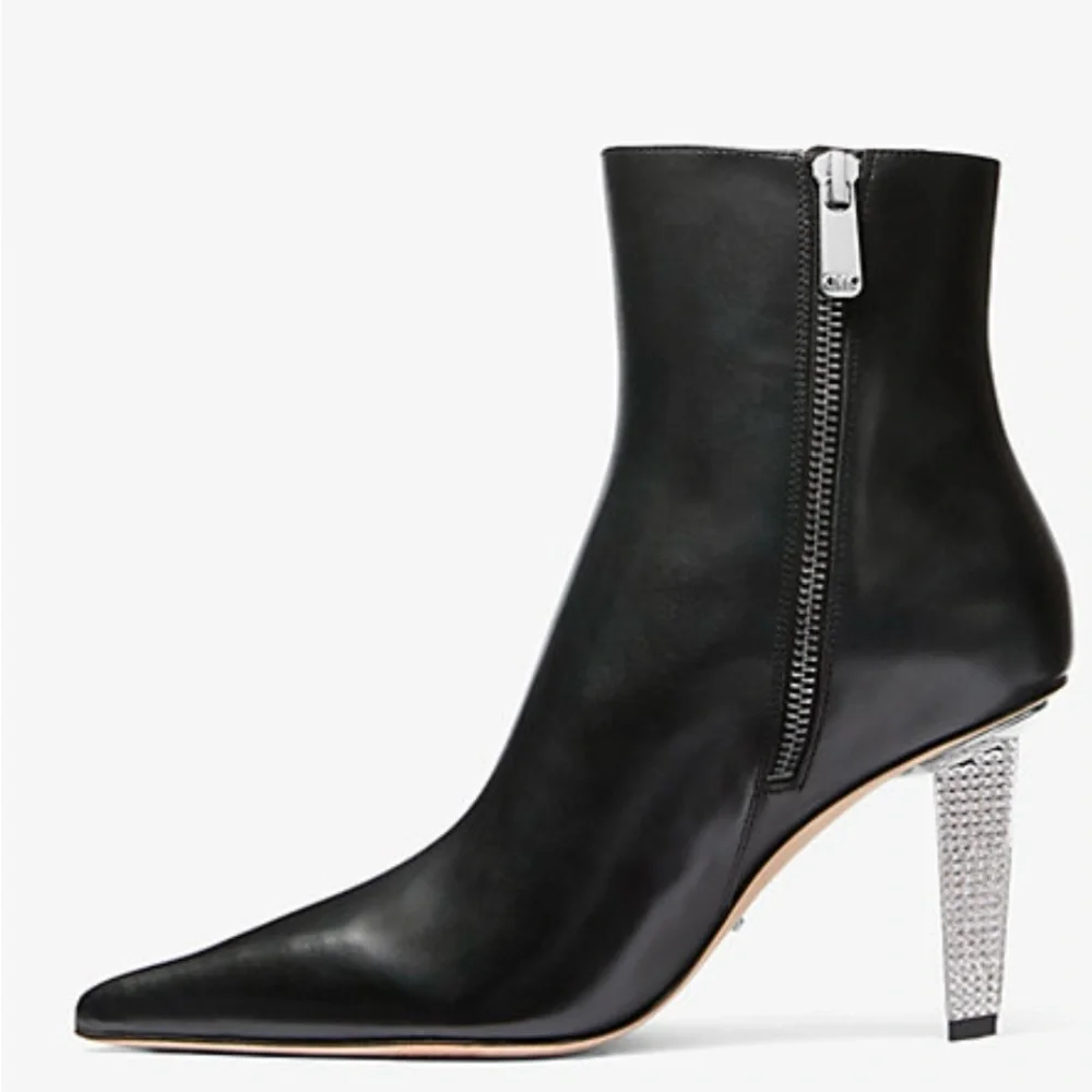 Michael Michael Kors Halle Black Leather Ankle Boots size 7M** 8.5M* 9M* - Picture 2 of 7